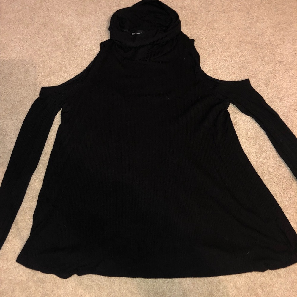 Turtle neck shirt